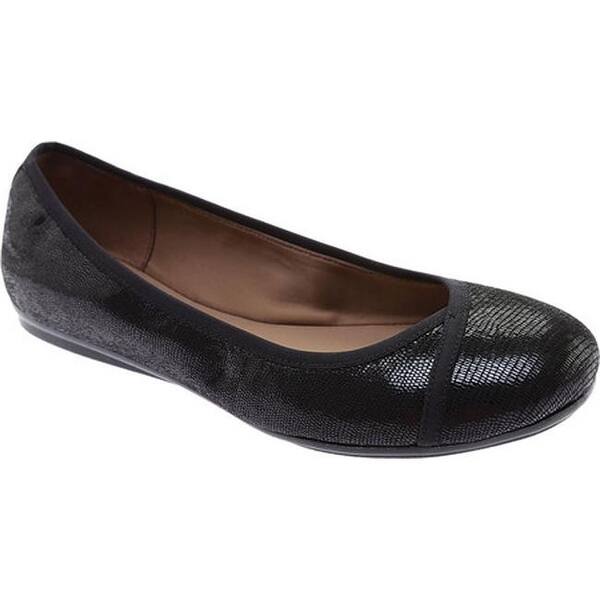 Shop Easy Spirit Women S Gulia Flat Black Snake Fabric Overstock