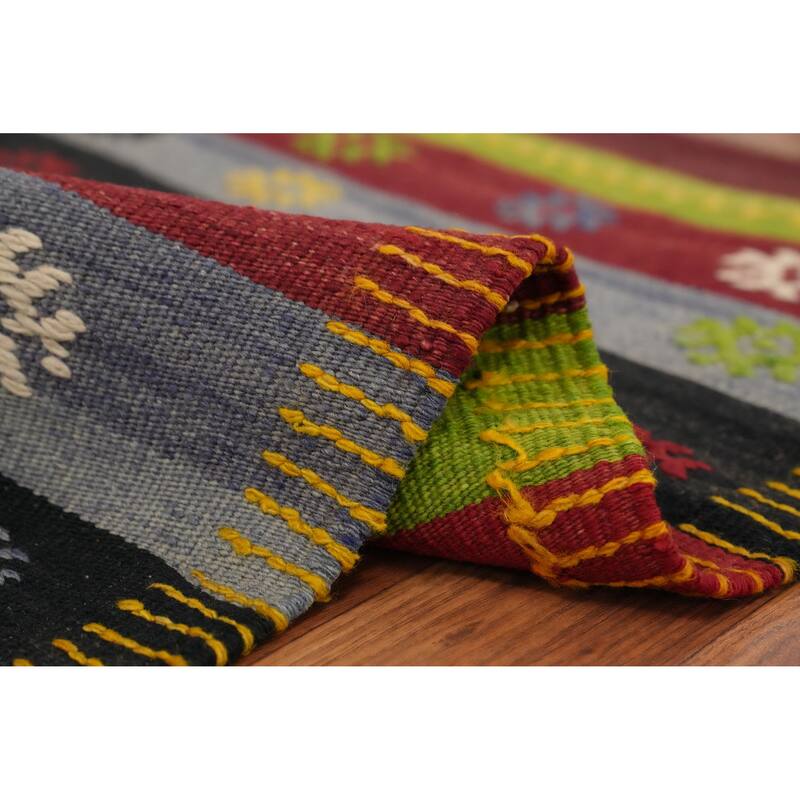 Hand Woven Oriental 100% Wool Carpet Southwestern Tribal Multi-Colored Kilim Area Rug - 6' 10'' X 5' 5''