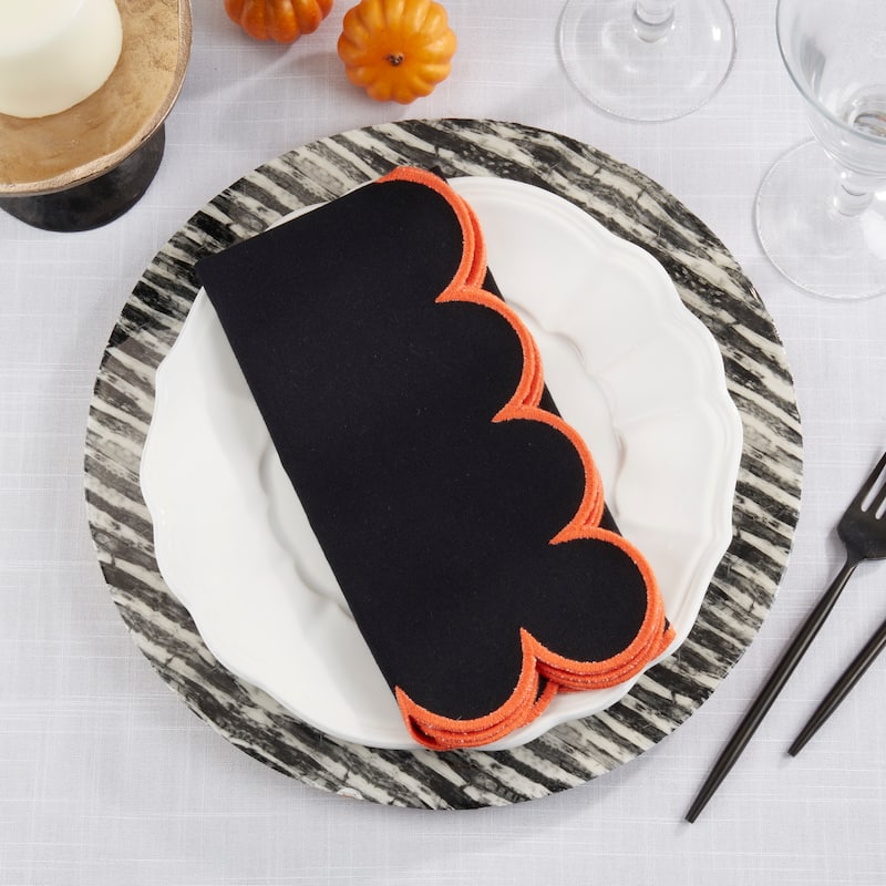 Sweet Edge Scalloped Napkin (Set of 4) - 20"x20"