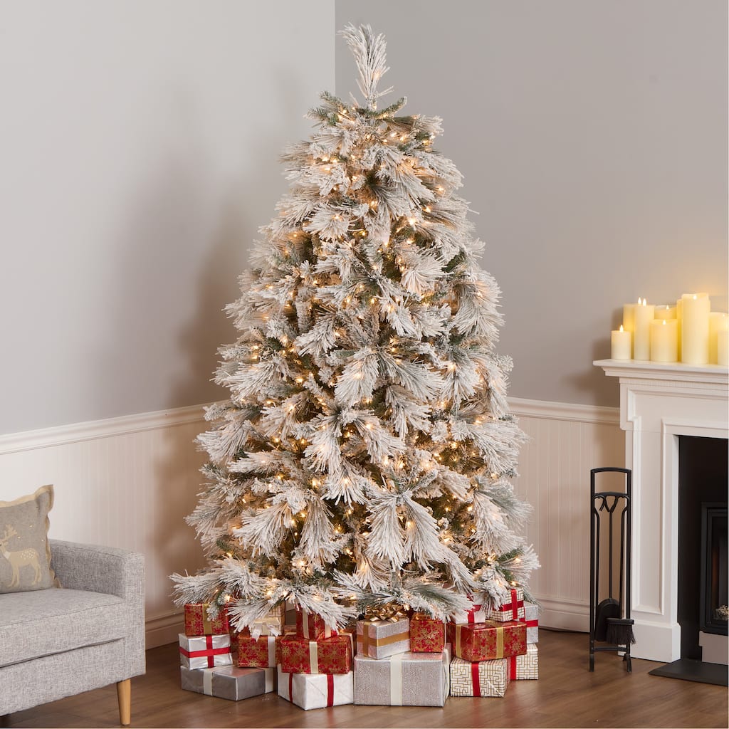 National Tree Company 7.5 ft. HGTV Home Collection Pre-Lit Flocked Bavarian Pine Tree - 7.5 Foot