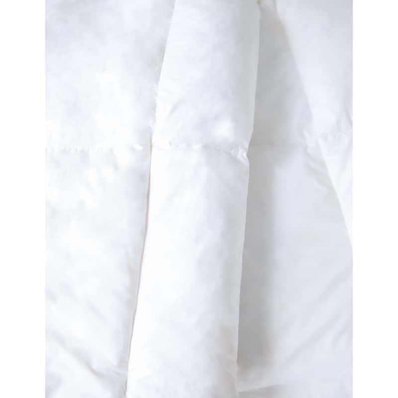 Highland Feather White Goose Feather Duvet/Comforter All Seasons 233TC Casing with Corner Ties