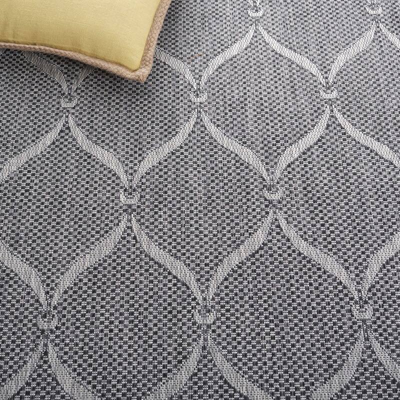 SAFAVIEH Beach House Konstanse Transitional Rug