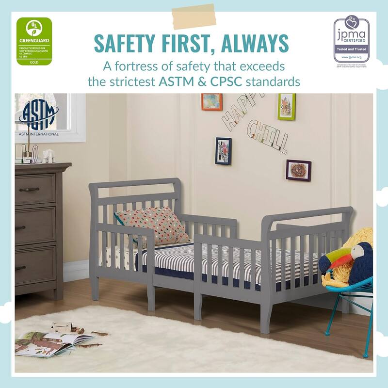 Dream On Me Emma 3 in 1 convertible toddler bed