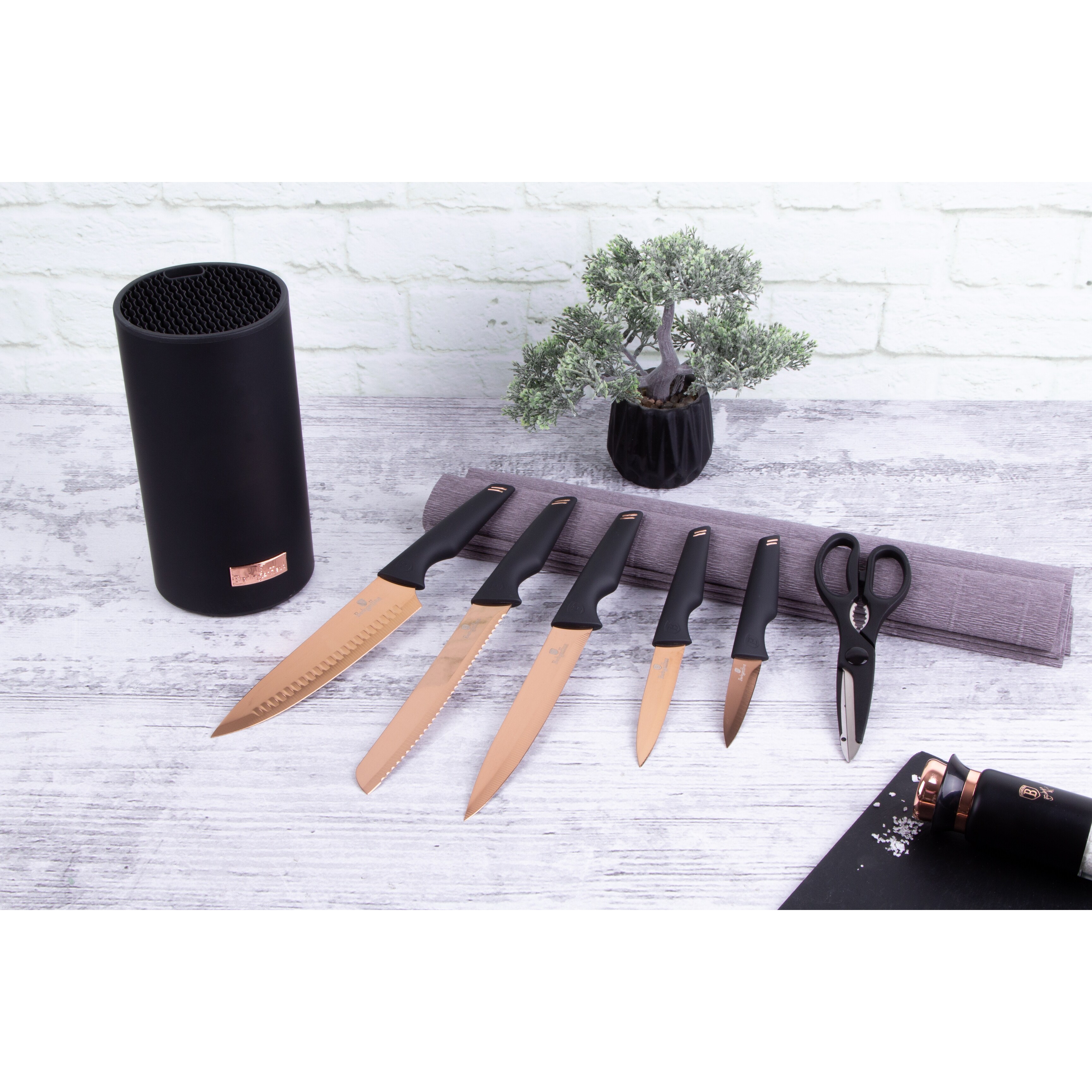 Berlinger Haus 7-Piece Knife Set with Stainless Steel Stand Black Rose - On  Sale - Bed Bath & Beyond - 36643592
