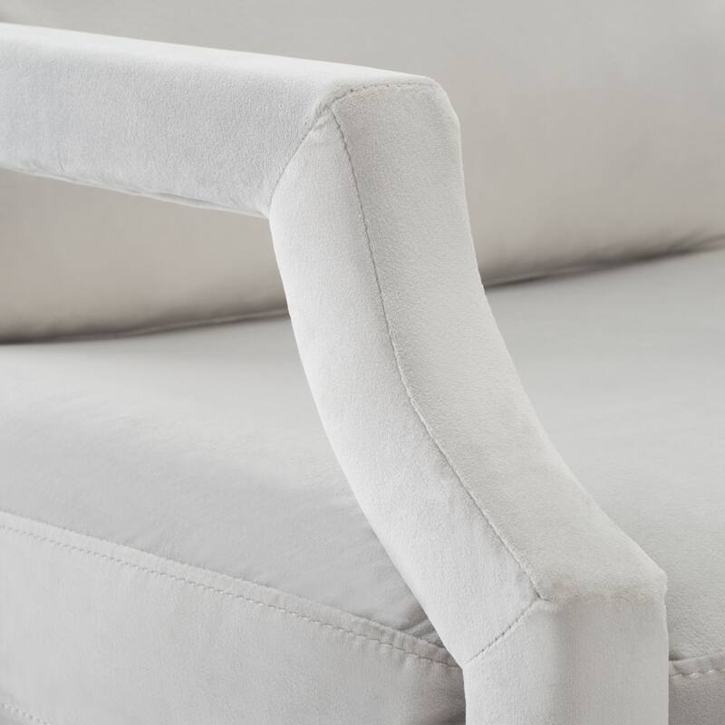 SAFAVIEH Genoa Upholstered Velvet Arm Chair - 25.8" W x 29.1" L x 35" H