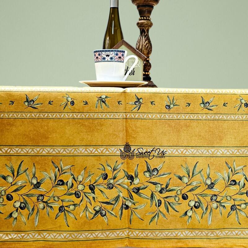 Wipeable Tablecloth, Spillproof, French Acrylic Coated, Gold