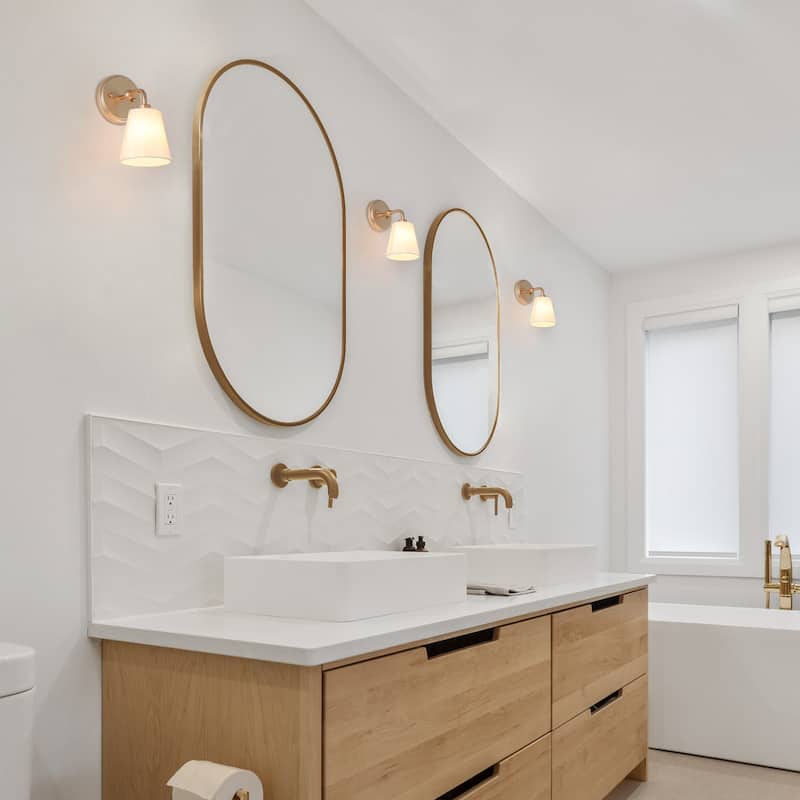 Fabrey Mid-century Modern Glam 1-light Fabric Shade Armed Wall Sconce Bathroom Vanity Light