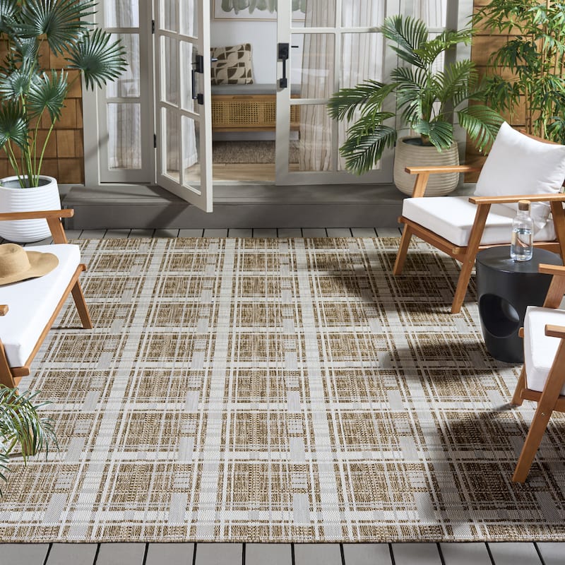 SAFAVIEH Beach House Salme Transitional Rug