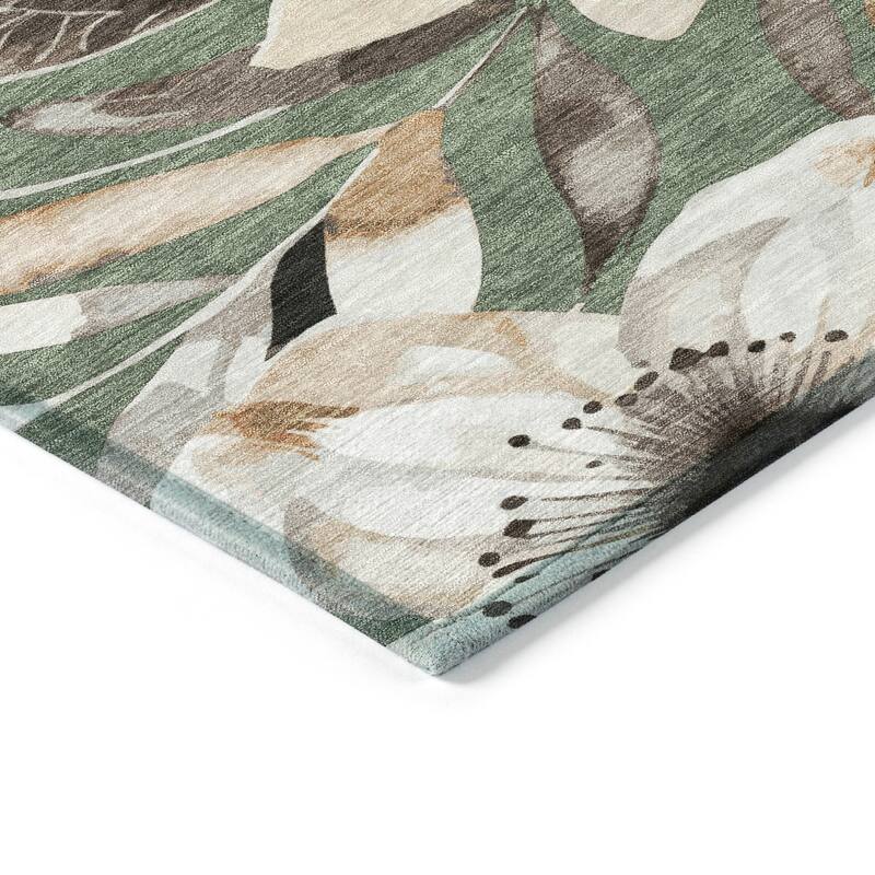 Machine Washable Indoor/ Outdoor Floral Chantille Rug