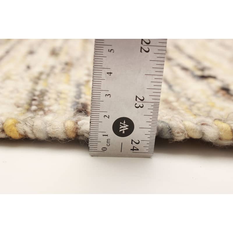 Sienna Cream Rug 5'7" x 7'2" - 5'7 x 7'2