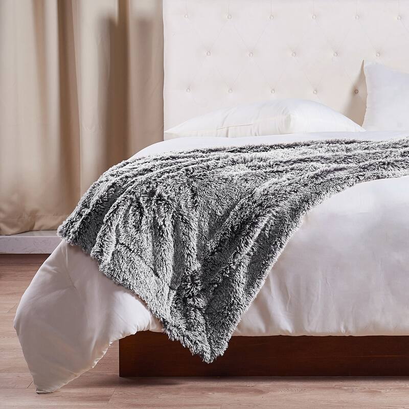 Woolly Mammoth 50''x60'' Throw Blanket