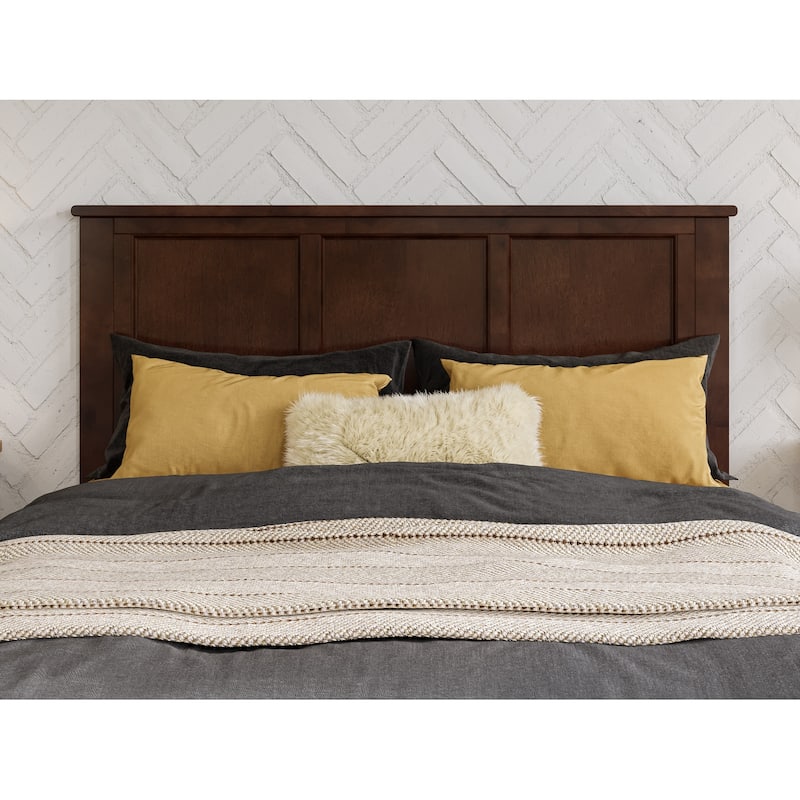 Felicity Platform Bed with Panel Footboard and Twin Trundle