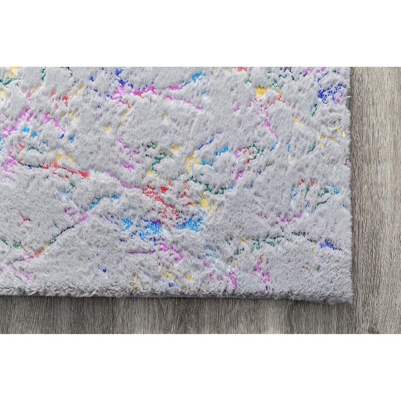 Chryso Collection Abstract Faux-Fur Rug with Foil