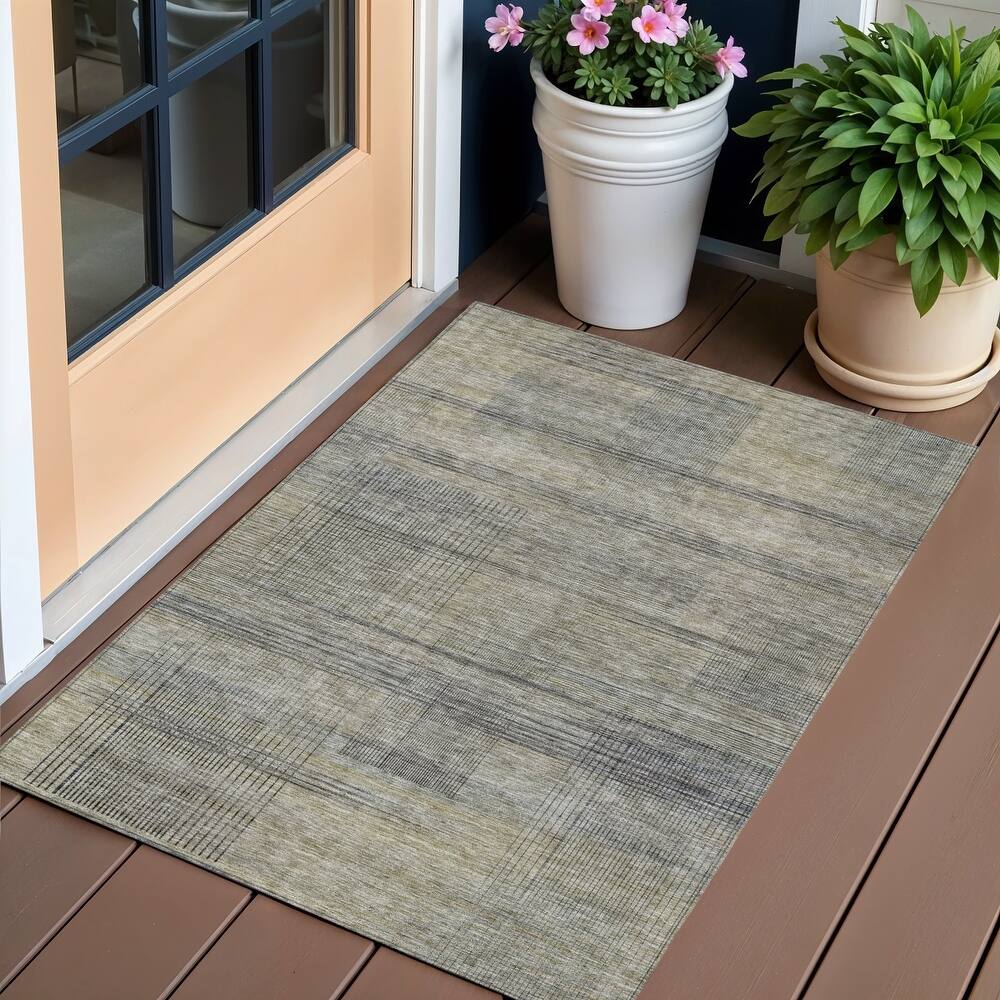 HomeRoots Striped Transitional Rectangle Outdoor Rug