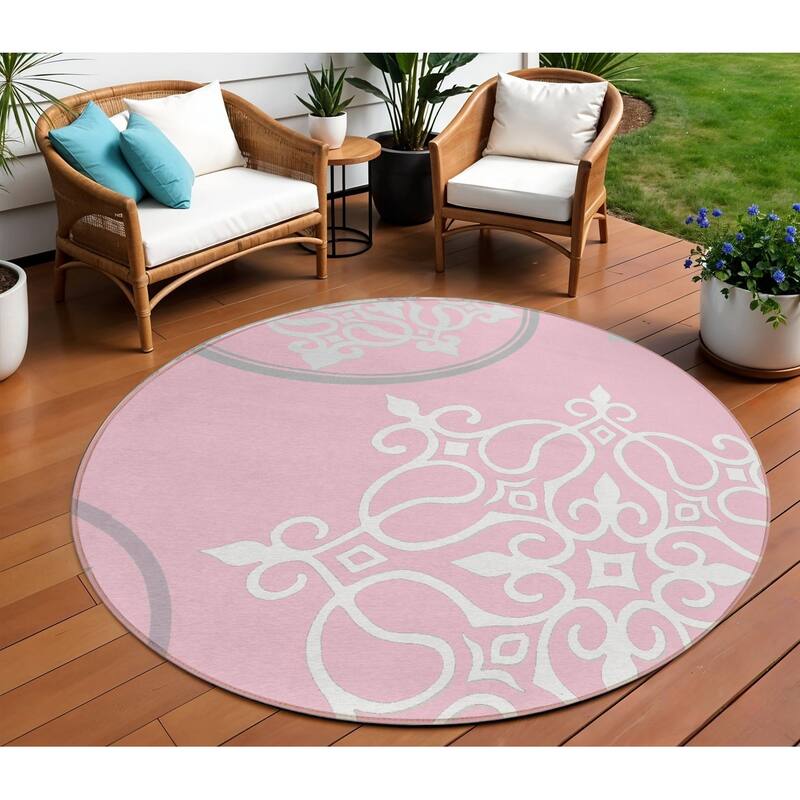 HomeRoots Floral Medallion Transitional Rectangle Outdoor Rug - 8' Round