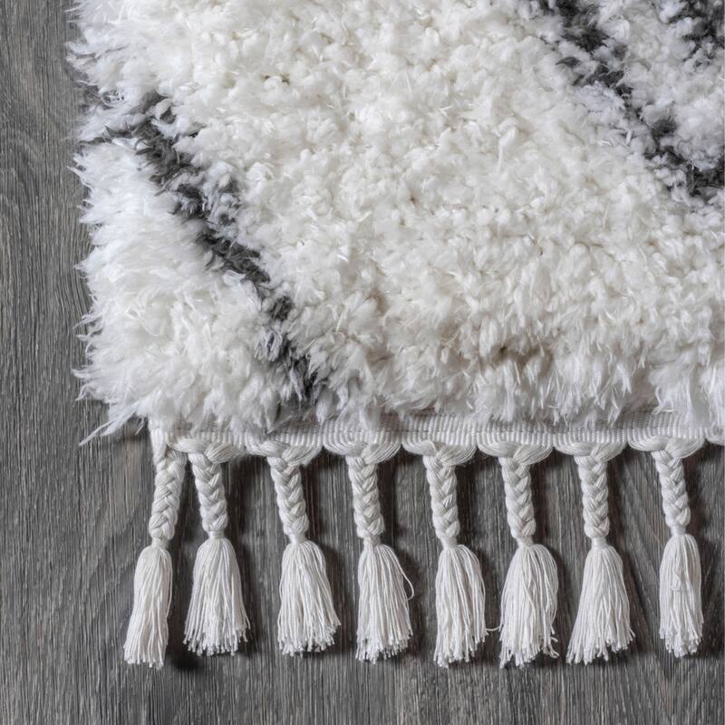 Aydin Moroccan Style Diamond Shag Ivory/Dark Gray 2 ft. x 8 ft. Runner Rug - 2 X 8