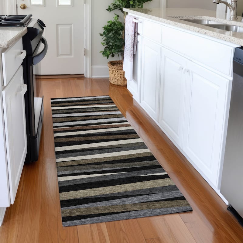 Machine Washable Indoor/ Outdoor Modern Stripes Chantille Rug - Black - 2'3" x 7'6"