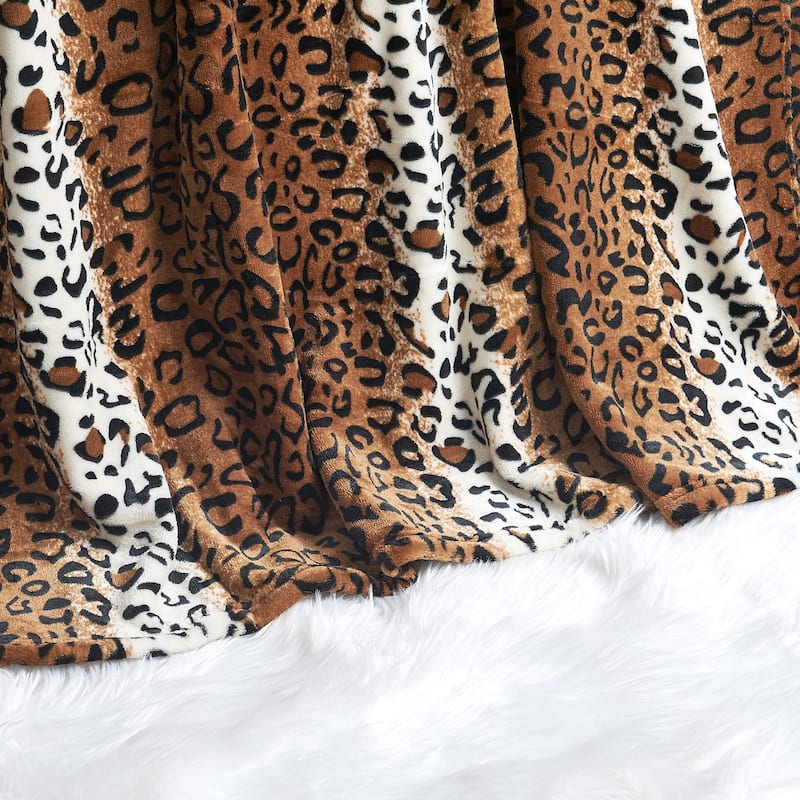 Lightweight Printed Safari Animal Flannel Fleece Blanket