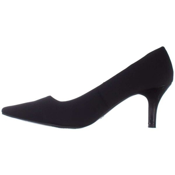 Karen Scott Womens CLANCY Closed Toe Classic Pumps