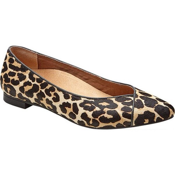 vionic leopard flats