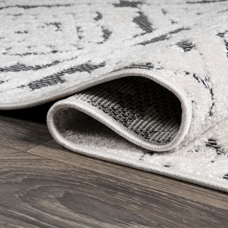 JONATHAN Y Jordan High-Low Pile Mediterranean Tile Indoor/Outdoor Area Rug