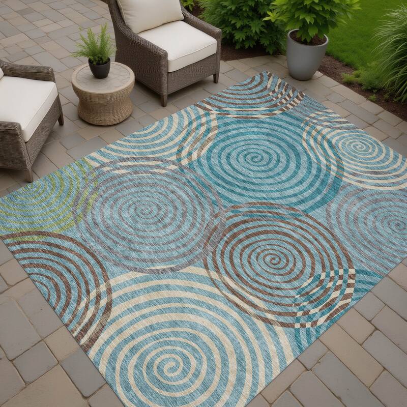 Machine Washable Indoor/ Outdoor Contemporary Swirls Chantille Rug