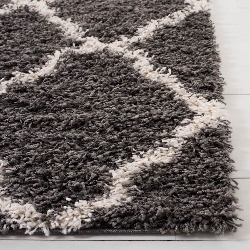 SAFAVIEH Dallas Shag Hacer Trellis 1.5-inch Thick Rug