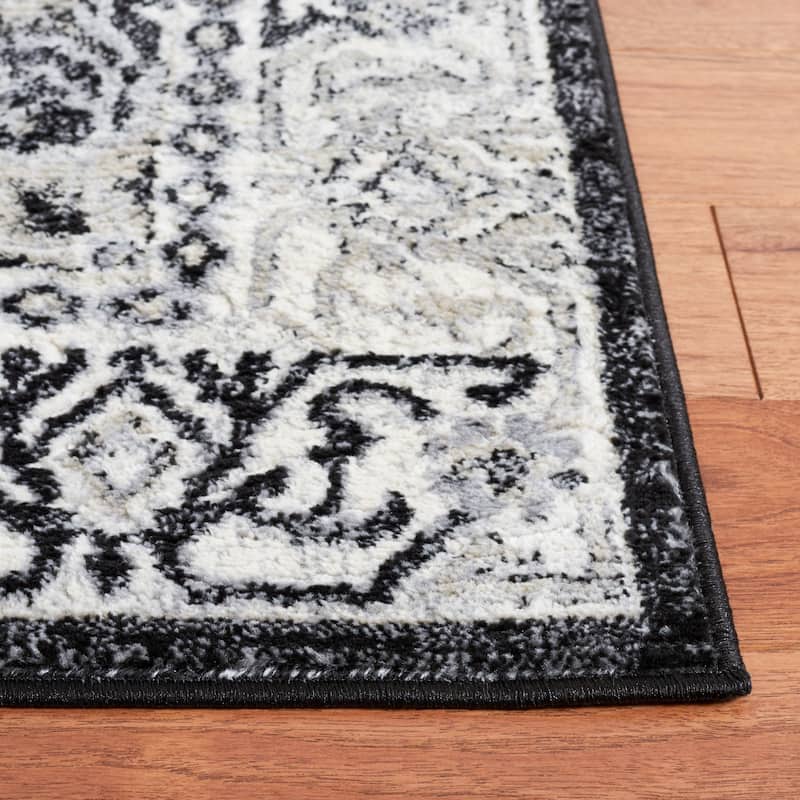 SAFAVIEH Brentwood Sirpa Traditional Rug