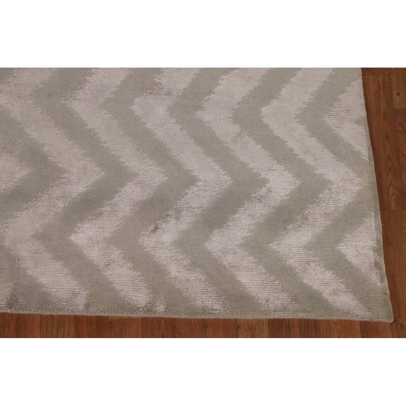 Chevron Style Modern Area Rug Handmade Wool Carpet - 8'0" x 9'10"