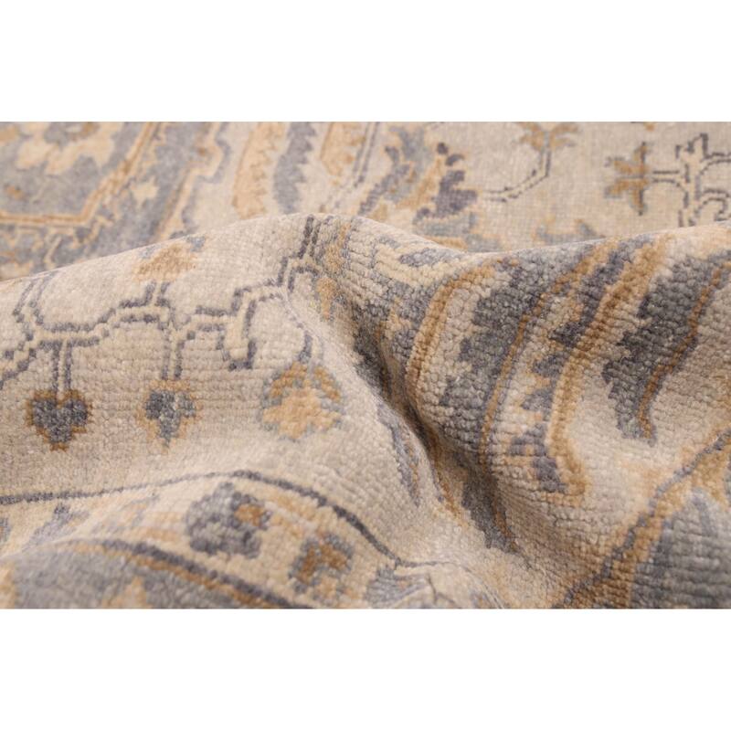 ECARPETGALLERY Hand-knotted Jules Sultane Light Grey Wool Rug - 7'11 x 9'10