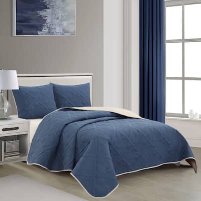 Nanshing Logan 3 Piece Reversible Geometric Quilt Set