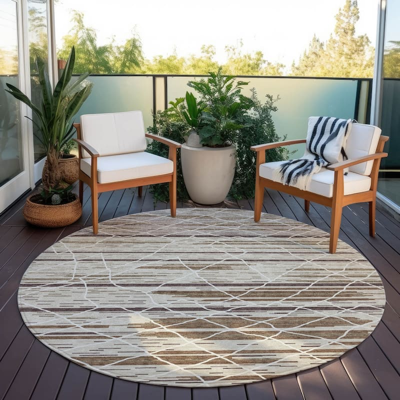 Machine Washable Indoor/ Outdoor Modern Global Chantille Rug