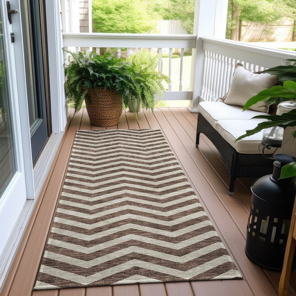 Machine Washable Indoor/ Outdoor Chantille Chevron Stripe Rug