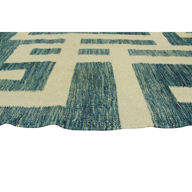 Hand-Woven Winchester Kilim Avelino Blue/Ivory Rug - 5'0" x 6'6"