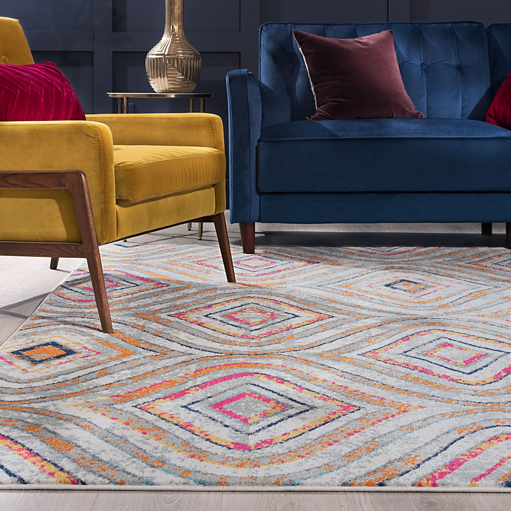 Jade Modern & Contemporary Geometric Indoor Area Rug