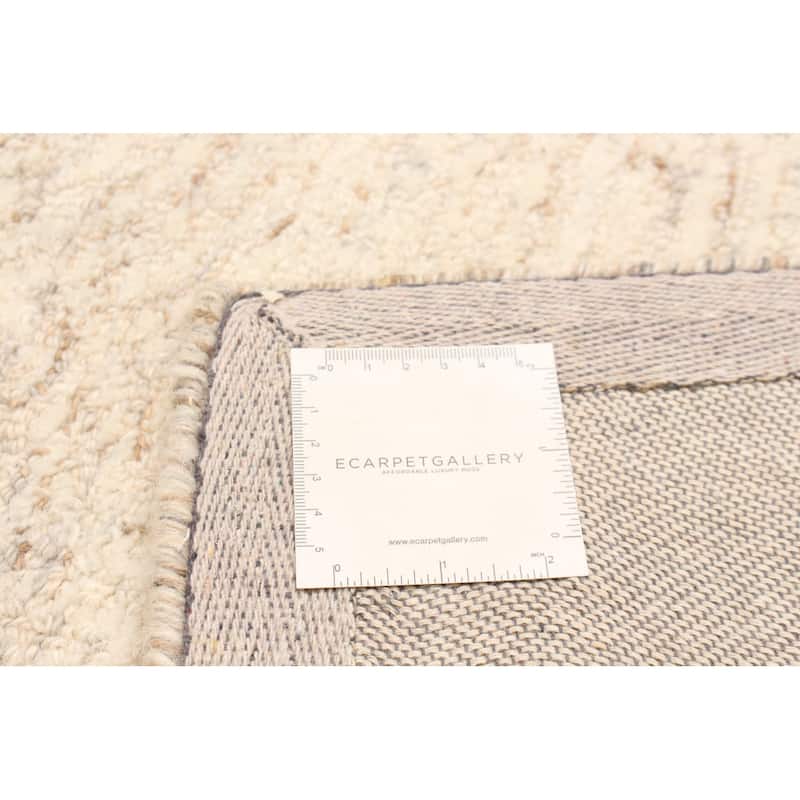 ECARPETGALLERY Hand Tufted Timeless Cream Wool Rug - 5'3 x 7'8