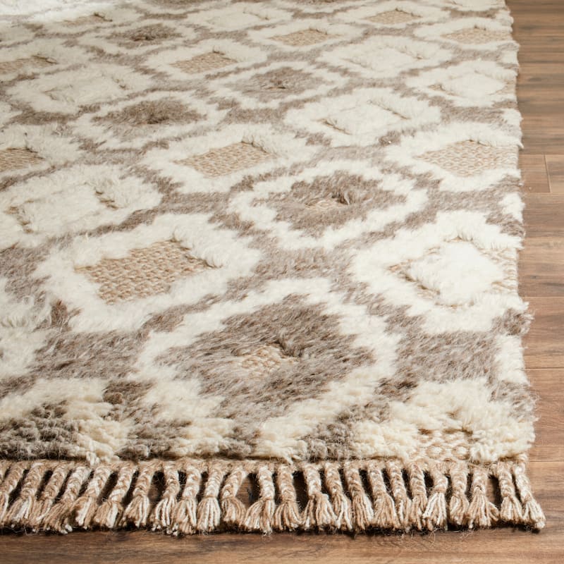 SAFAVIEH Hand-knotted Kenya Phillippa Southwestern Tribal Wool Rug