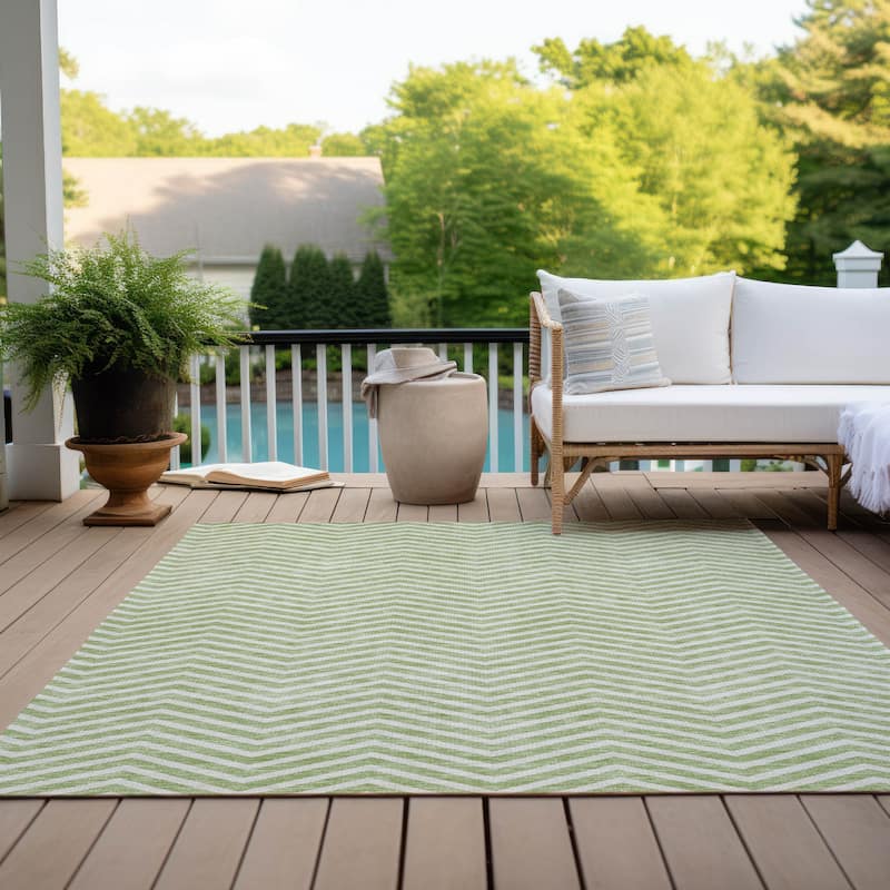 Machine Washable Indoor/ Outdoor Chantille Chevron Stripe Rug
