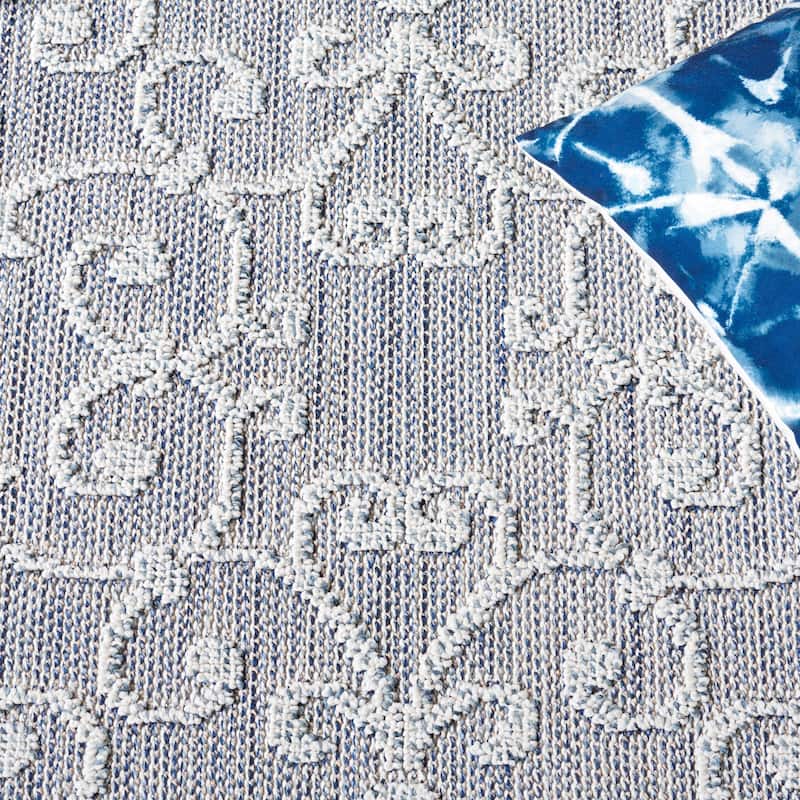 SAFAVIEH Global Anamari Indoor/Outdoor Waterproof Rug