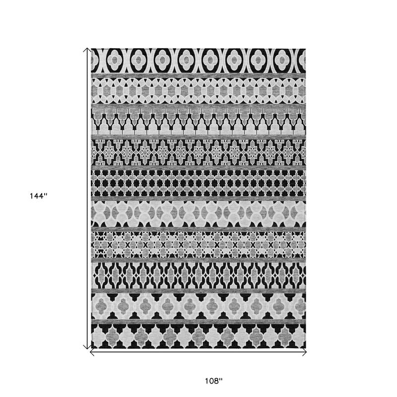 HomeRoots Quatrefoil Transitional Rectangle Outdoor Rug