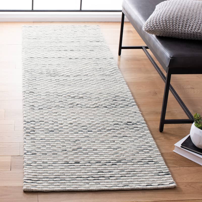 SAFAVIEH Handmade Marbella Andra Wool Rug - 2'3" x 12' Runner - Beige/Blue
