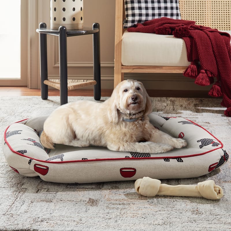 SAFAVIEH Pet Collection Grover Dog Bed - 24W  x 28D