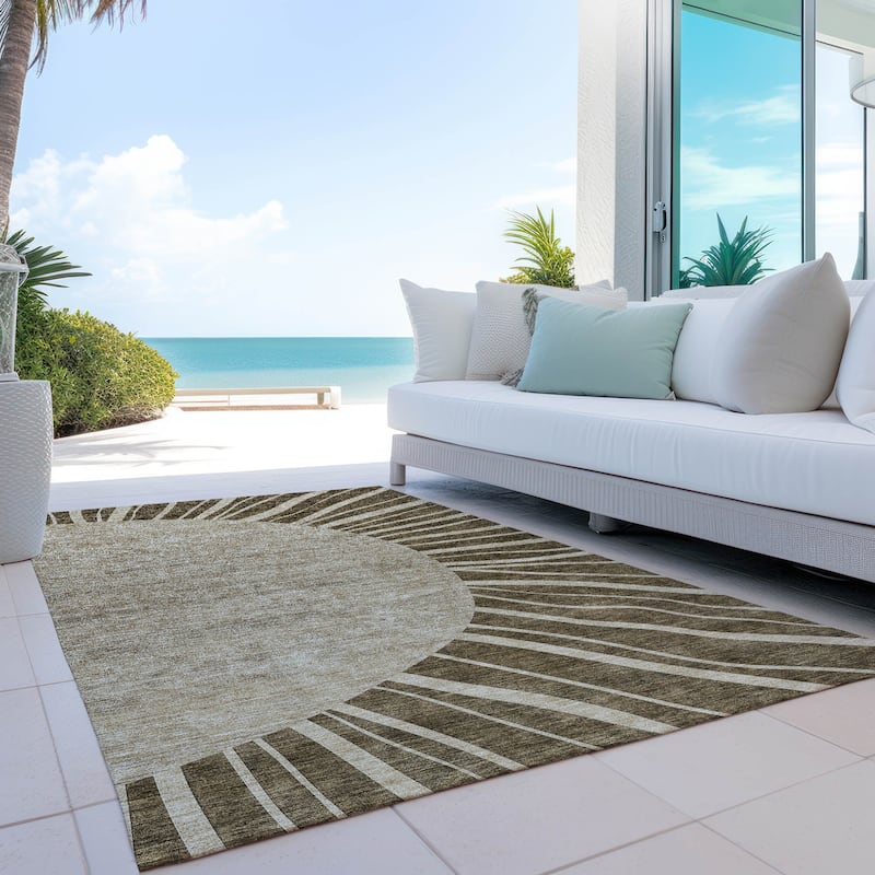 Machine Washable Indoor/ Outdoor Chantille Modern Sunburst Rug