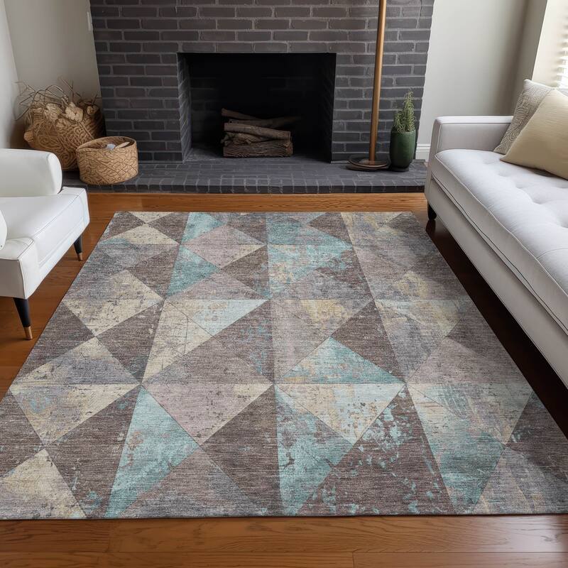 Machine Washable Indoor/ Outdoor Contemporary Diamonds Chantille Rug