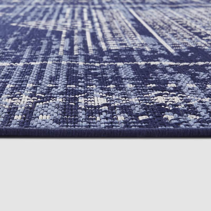 Ferdinand Moroccan Medallion Indoor/Outdoor Area Rug