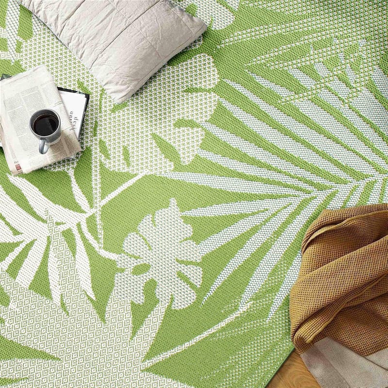 Contemporary Tropical Leaves Indoor/Outdoor Flatweave Waterproof Backyard Patio Area Rug