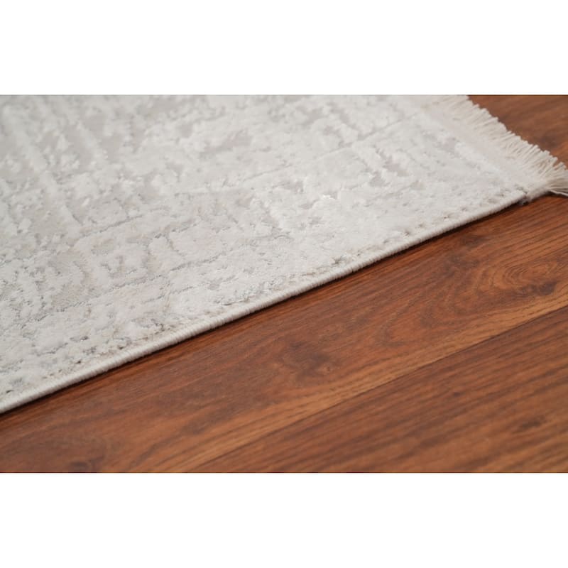 Machine Made Oriental Polyester Carpet Modern Beige & Ivories Distressed Area Rug - 7' 5'' X 5' 2''