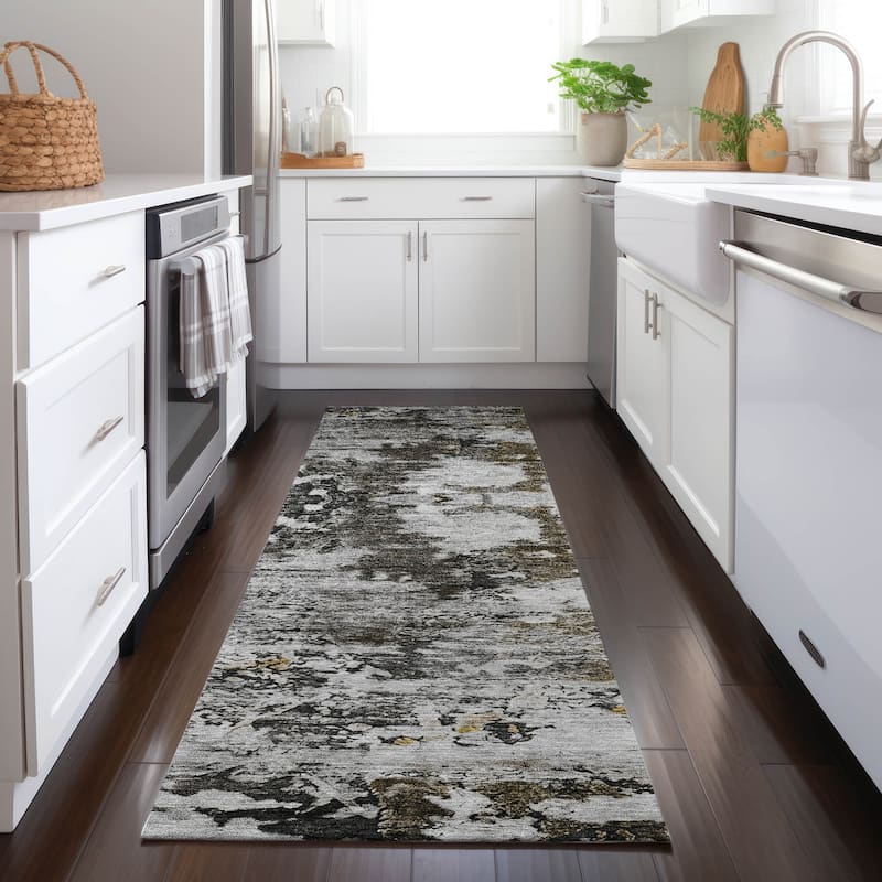 Machine Washable Indoor/ Outdoor Chantille Modern Abstract Rug - Taupe - 2'3" x 7'6"