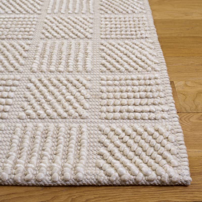 SAFAVIEH Handmade Natura Spasa Raised Textured Wool Blend Rug