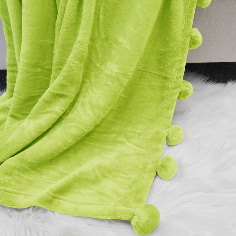 Pompom Flannel Fleece Throw